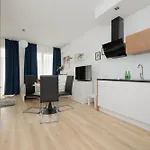 Apartment Holzera 6 Close To Medicover And Paley *