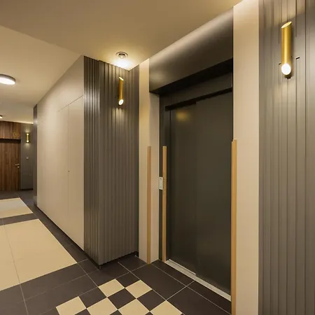 Apartment Holzera 6 Close To Medicover And Paley