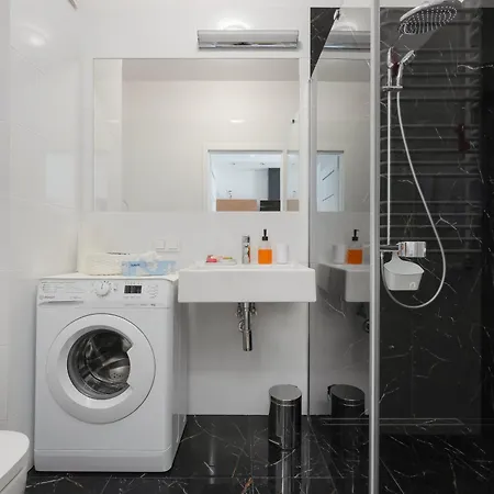 Holzera 6 Close To Medicover And Paley * Βαρσοβία