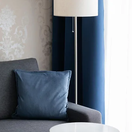 Holzera 6 Close To Medicover And Paley *